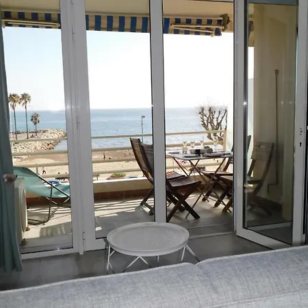 T1 L'Imperial 2, Front De Mer, Climatisation, Parking *