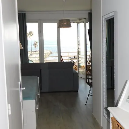 T1 L'Imperial 2, Front De Mer, Climatisation, Parking *